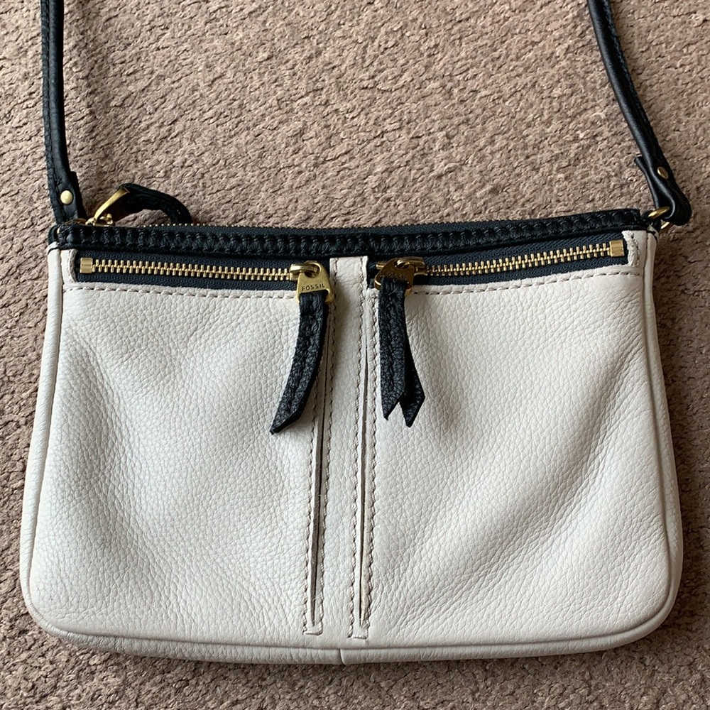 Fossil over the shoulder small purse  handbag crossbody